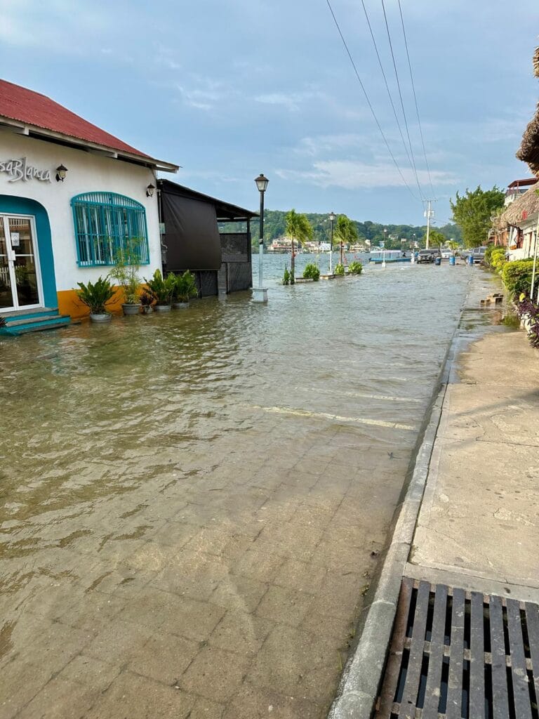 Flooded streets in Flores Flooded streets in Flores