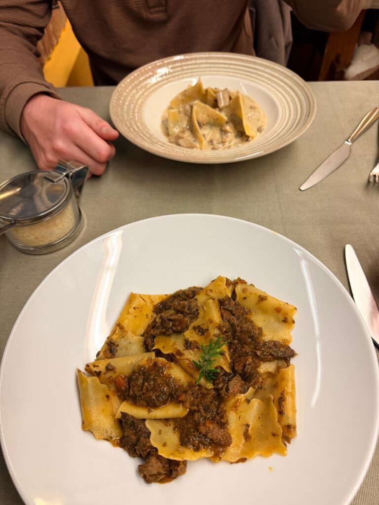 tagliatelle-al-ragù-bologna Tagliatelle al ragù in Bologna - what to eat in Italy