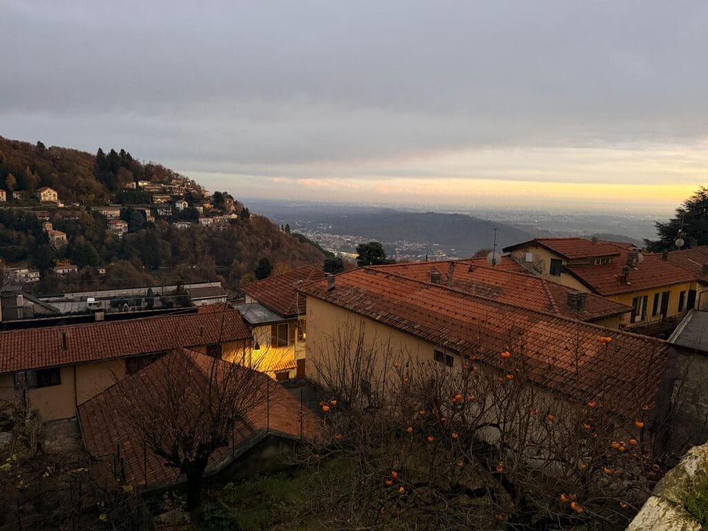 Sunset views over the Brunate funicular on Lake Como